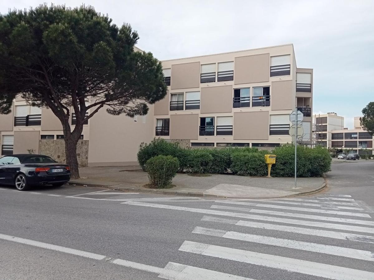 Le Liberte Plage Et Port Saint-Cyprien (Pyrenees-Orientales) Exterior foto